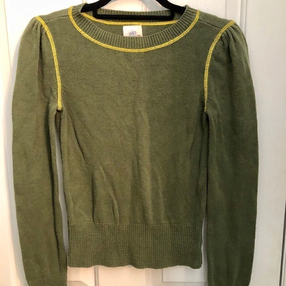 Y2k Juniors green scoop neck sweater with yellow seams